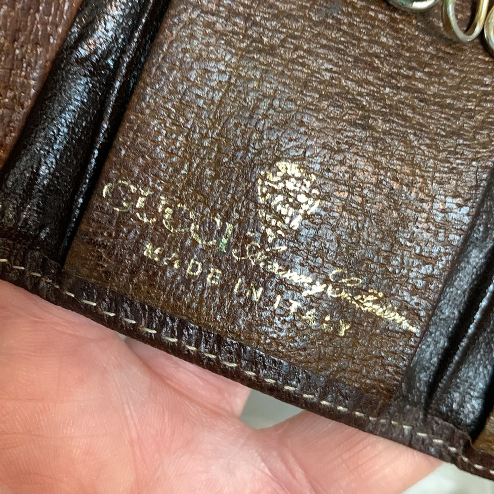 Gucci Beige GG Canvas Key & Card Holder with Brown Trim and Green/Red Stripe - Picture 10 of 16